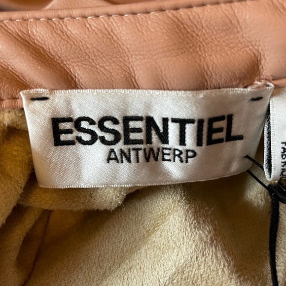Essentiel Antwerp Adapt fake leather skirt NWT - Picture 5 of 7